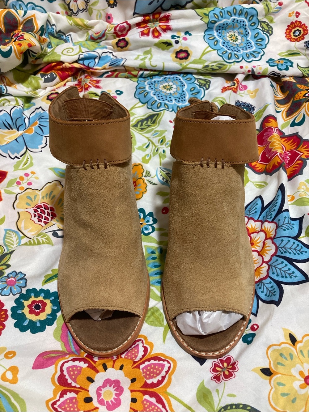 TOMS Women's Size 8M Tan Suede Peep Toe Block Heel Seville Espadrilles
